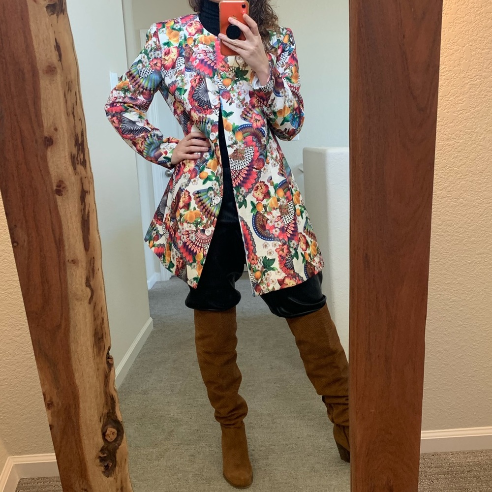 Unique floral trench coat - Picture 6 of 7